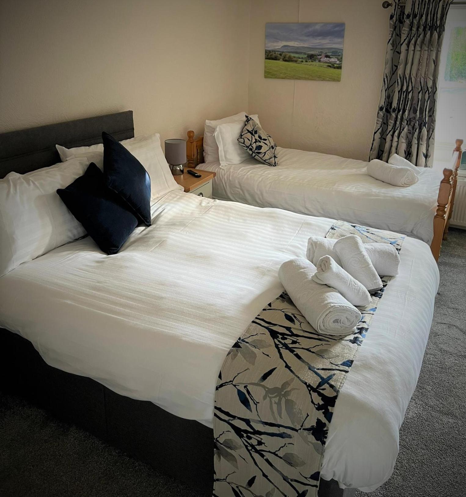 Hotel The Marton Arms Ingleton  Esterno foto