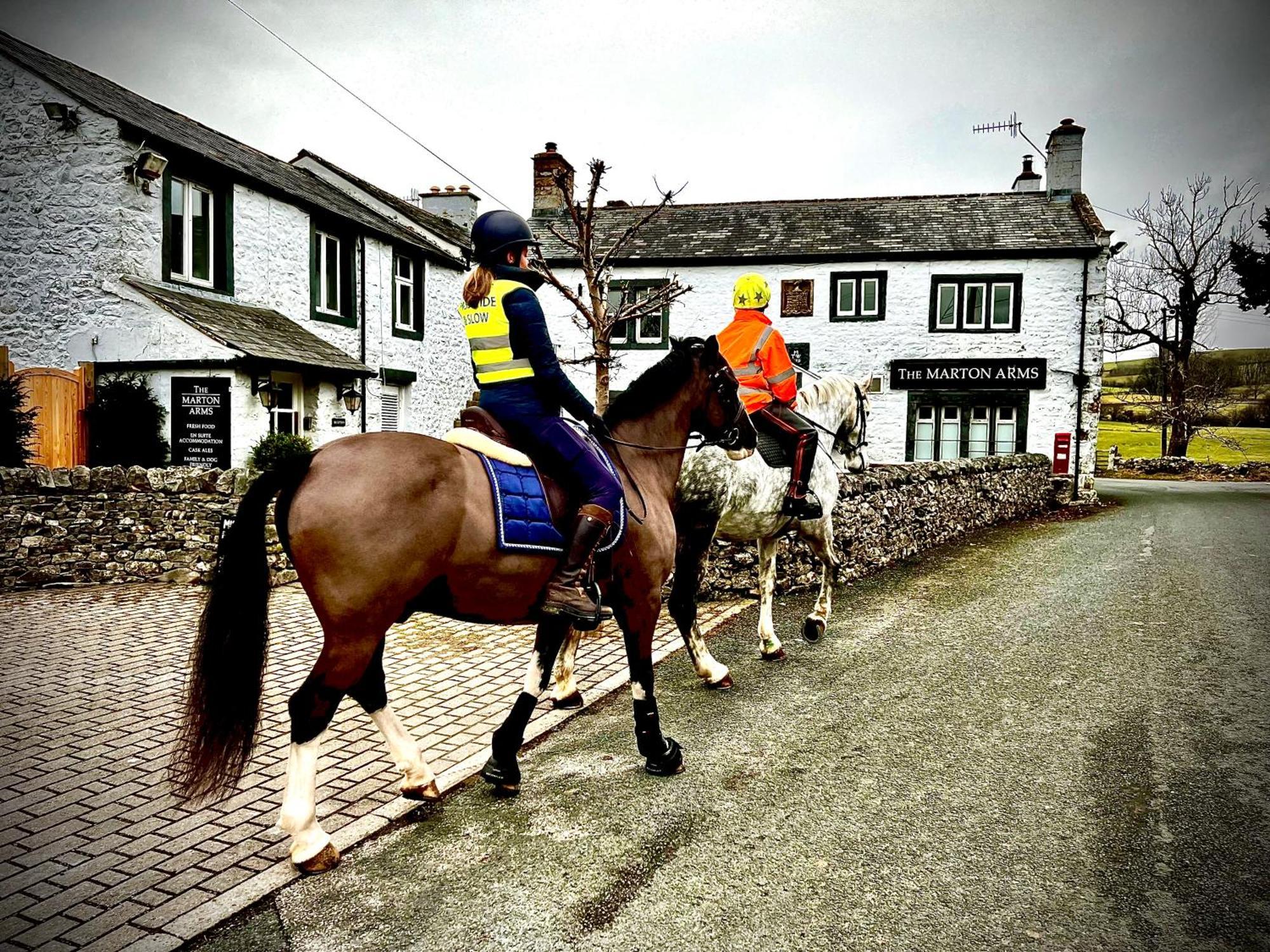 Hotel The Marton Arms Ingleton  Esterno foto